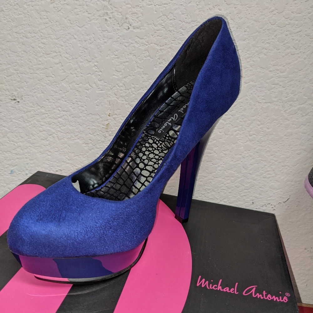 Dodger Blue Heels